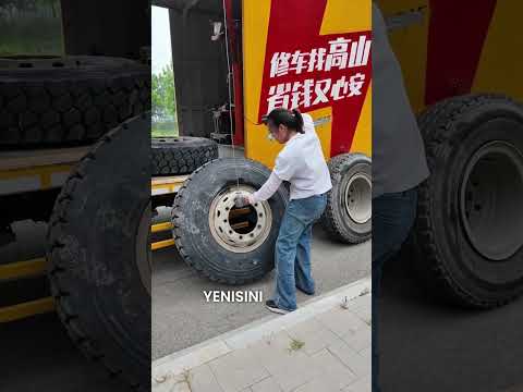 Kız lastiği kendi başına değiştirdi ve herkesi şaşırttı #shorts