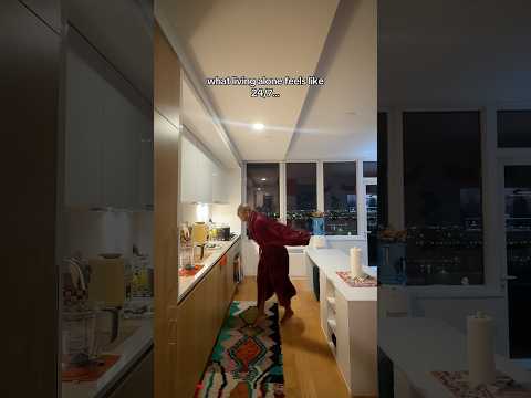 What living alone is really like… #shorts #relatable #livingalone