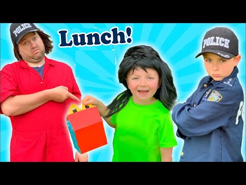 Little Heroes Officer Ryan Looks for Scratchy Mechanic at lunch