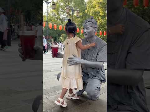 Pelukan si Kecil,Semangat Besar untuk Ayah! #shortvideo