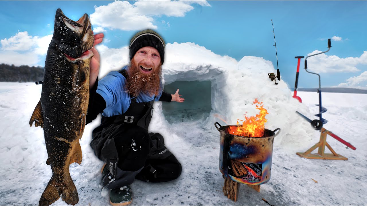 Surviving Arctic Winter Tundra in a Primitive Snow Hut! ASMR (Silent)