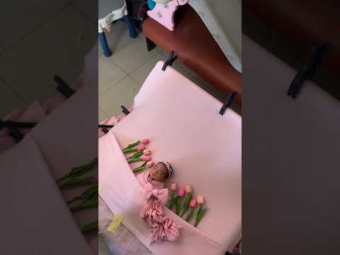 8 days old baby photoshoot poses ?? #newbornphotographyindia #youtubeshorts #ytshortsindia