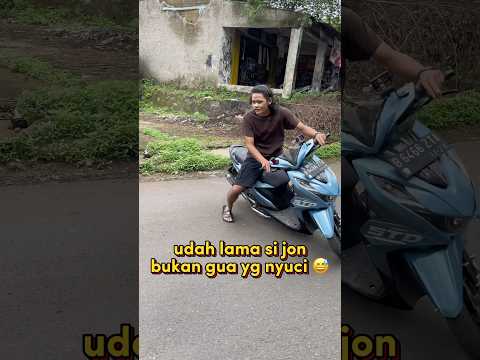 udah lama ga nyuci, sekali nya nyuci pake produk denz auto detailing 😁 #jonsikaye #jeksikaye #mio