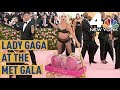 Met Gala 2019: See Lady Gaga's Incredible, 16-Minute Entrance | NBC New York Obrázok autora