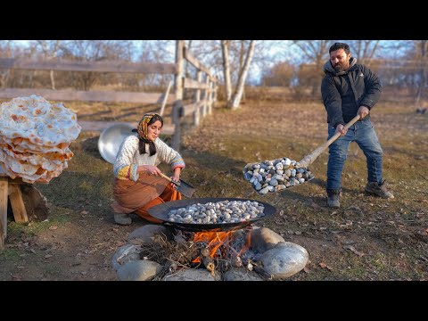 Unusual Breads Baked on River Stones! Outdoor Cooking in the Village!