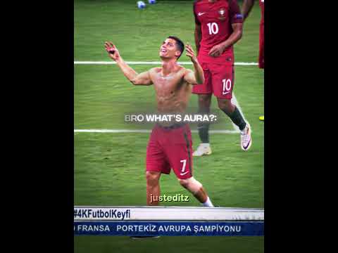 Bro flexing his abs 🥶💀 #shorts #ronaldo #recommended #foryou #viralvideo