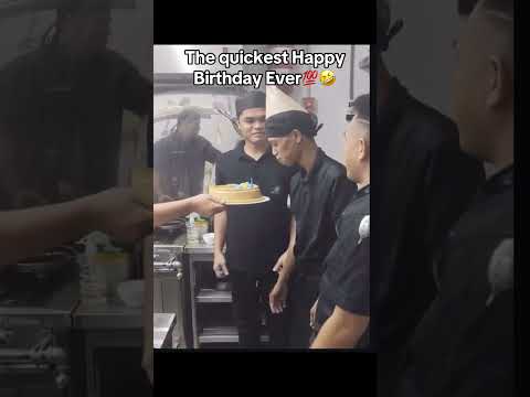 Have you ever seen a birthday celebration that quick?🤦🏽‍♀️💯🤣
