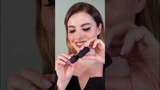 Ezgi Eyüboğlu x AVON Instagram Reel Ad