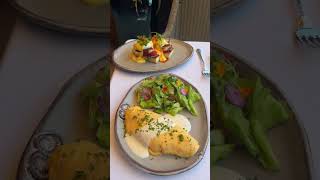 Dining at The Lodge at Torrey Pines