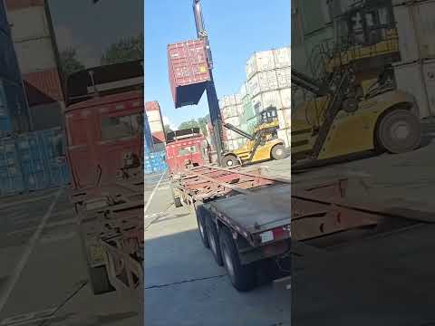 Container transshipment