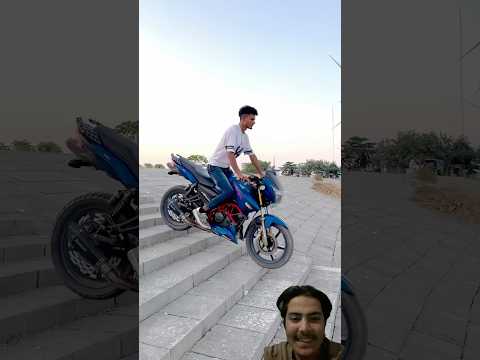 #trendingshorts #viralvideo #bikelover #bikeride #bikestunt #comedy #comedyvideo #ytshorts #views