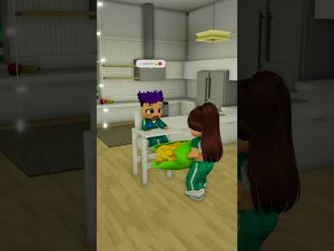 player 196 forced baby thanos to eat corn🌽😱#robloxshorts #roblox