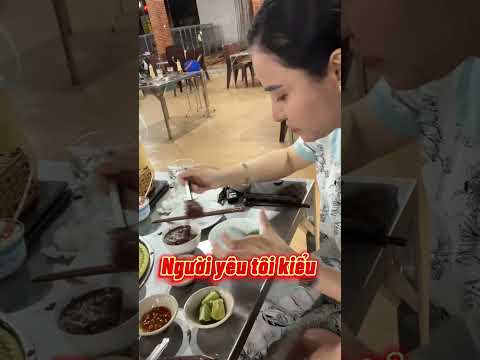 Chỉ ôm thôi mà