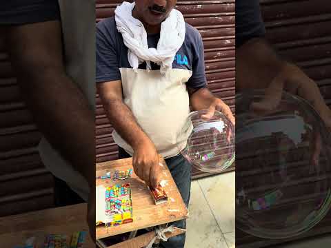 कभी ना फटने वाला गुब्बारा 🫣🤣😱 #gadgests #trending #youtubeshorts #shorts