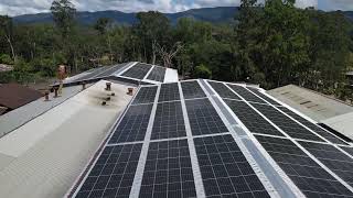 Vista de los paneles instalados en el Proyecto Honduras Playwood