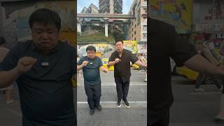 Let’s dance together #trump #china #rap #tiptip #chongqing