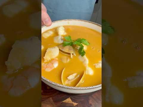 SOPA DE PESCADO #sopadepescado #lasopadelaabuela #recetadeabuela #recetacasera #sopa #pescado #jozi