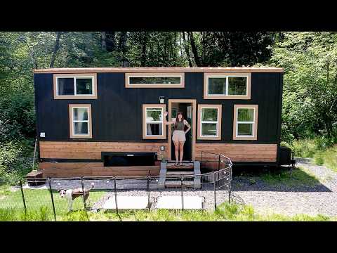 Her affordable Tiny House is so dreamy on the inside!