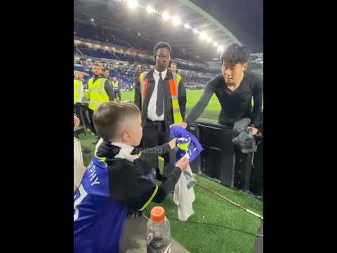 Beautiful Fans Moments ❤️