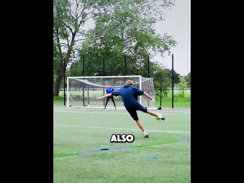 When Peter Crouch tried to replicate his iconic volley ๐ฑ