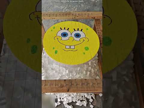 hirni bina kisi dar ke do shero ke sath chal rahi thi. #shorts #motivation