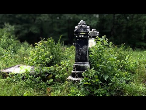 Forgotten Graveyard of Plantation Families Documented!