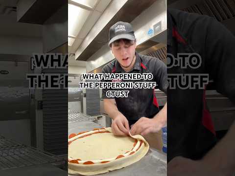 PEPPERONI STUFF CRUST WHAT HAPPENED?!?!? #pizza #youtube #youtubeshorts #viralvideo #cooking #food