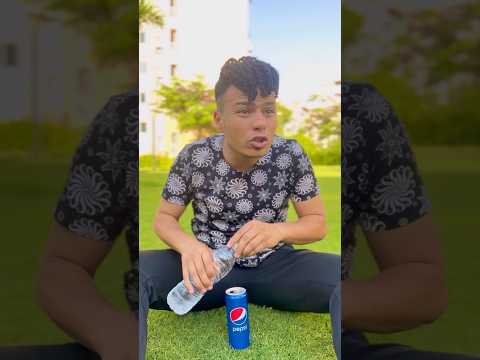 فرق تعامل الاب😂