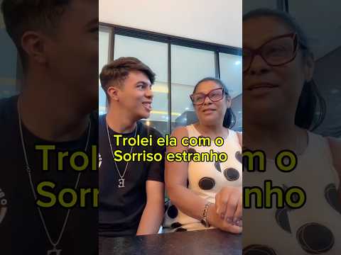 Sorriso estranho!😂 - Estevão Filipe