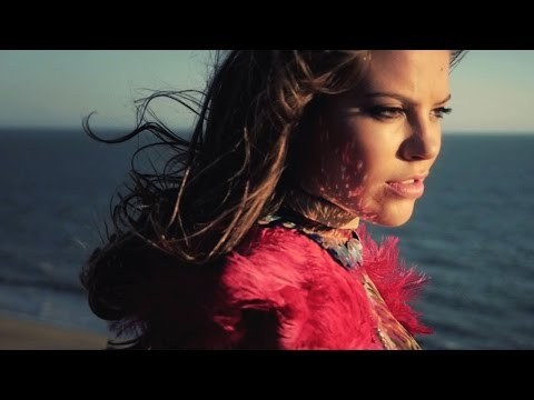 María Isabel - La vida sólo es una (Vídeo Oficial)