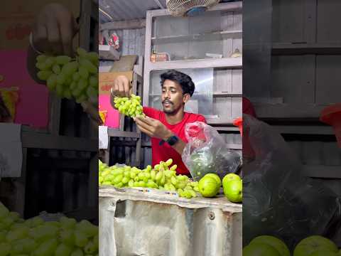 ফল বিক্রি করতে গিয়ে কি হলো 😅 #instagram #explore #viral #reels #trending #comedy #fun #funny