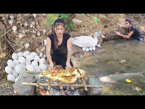 Found and Catch big fish in river, Fish hot spicy grill for food, Baby egg cooking tasty for lunch