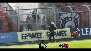 Hasič vs. fanoušci Českých Budějovic