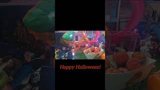 Halloween decor!🍂🍁🎃👻🦇#halloween #barbie #park #halloweendecor #shorts #trending #doll