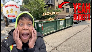 Dumpster Diving: A Dumpster In The Middle Of The Street...I HAD to STOP!🛑