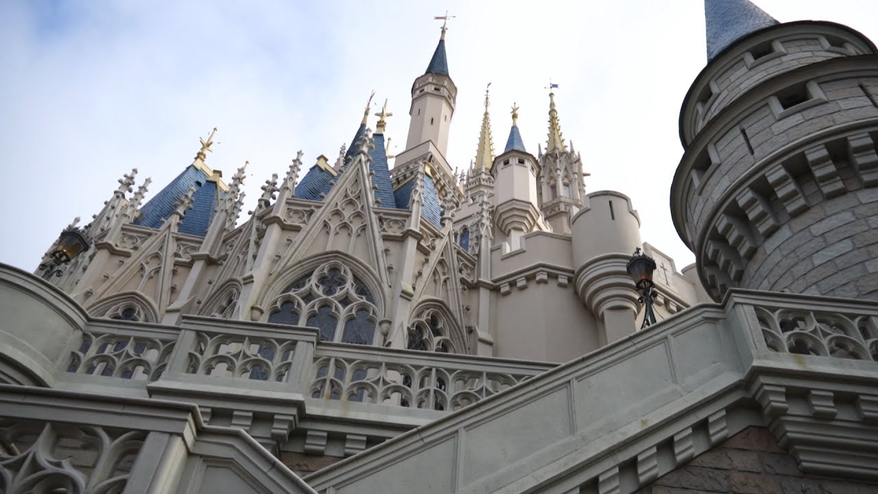 Fun Day At Walt Disney World's Magic Kingdom In Search Of New Merch, Treats & Construction Updates! The Tim Tracker