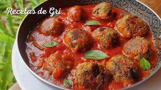 Albondigas de BERENJENAS en Salsa de Tomate para un Almuerzo Saludable sin Carne - Recetas de Gri