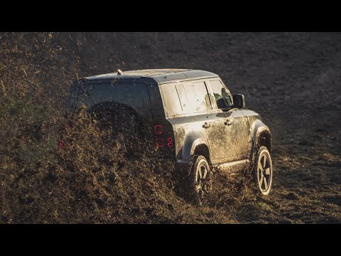 Land Rover Defender X-Dynamic SE