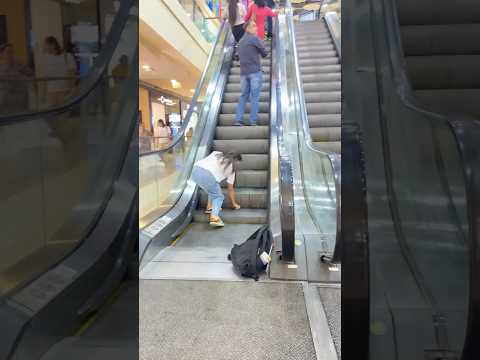 #shortsvideo #youtubeshorts #trending #concept #funny #prank #foryou #youtube #viral #yshorts