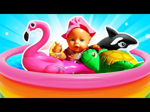 Un zoo dans la piscine ? Quelle idée ! Jeux de nounou avec la poupée Baby Born