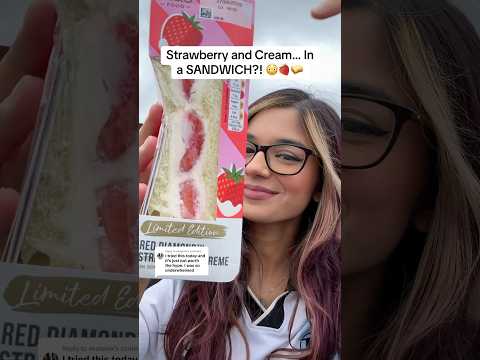 😱 STRAWBERRY AND CREAM SANDWICH - GOOD OR NOT??