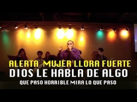 alerta mira este vídeo mujer llora fuerte Dios le habla De algo que paso horrible mira lo que paso