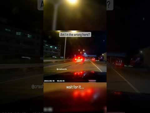 idiot driving #shorts  #crash #dashcam #dashcamvideos #roadsafety #truck