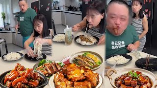 蠢老公自以為聰明，搶走我的烤腸，等他吃飽我拿出紅燒肉【胖嫂美食】