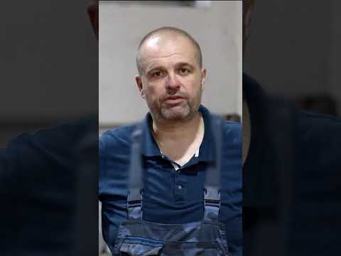 Bolesne starcie Przemka z mechaniką 😬 | Wojny samochodowe #shorts