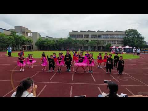 校慶表演～我的媽媽是超人 - YouTube