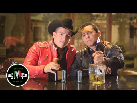 Adicto A La Tristeza Feat La Trakalosa De Monterrey de Pancho Uresti Letra y Video