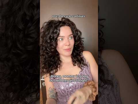 Break the cycle, wear your curls 🤭#curlyhair #generation #growingup