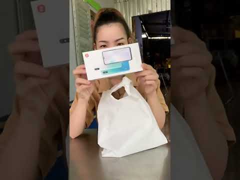 Kháng vui mừng khi được mẹ tặng quà #shofts