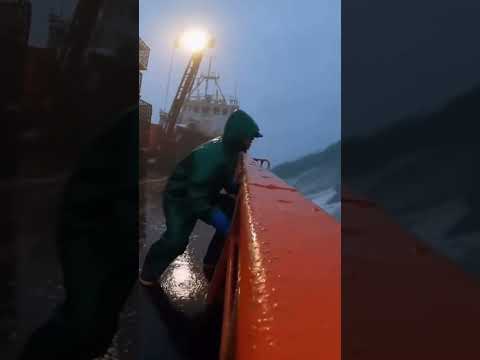 Would you work in the ocean? #sea #ship #ocean